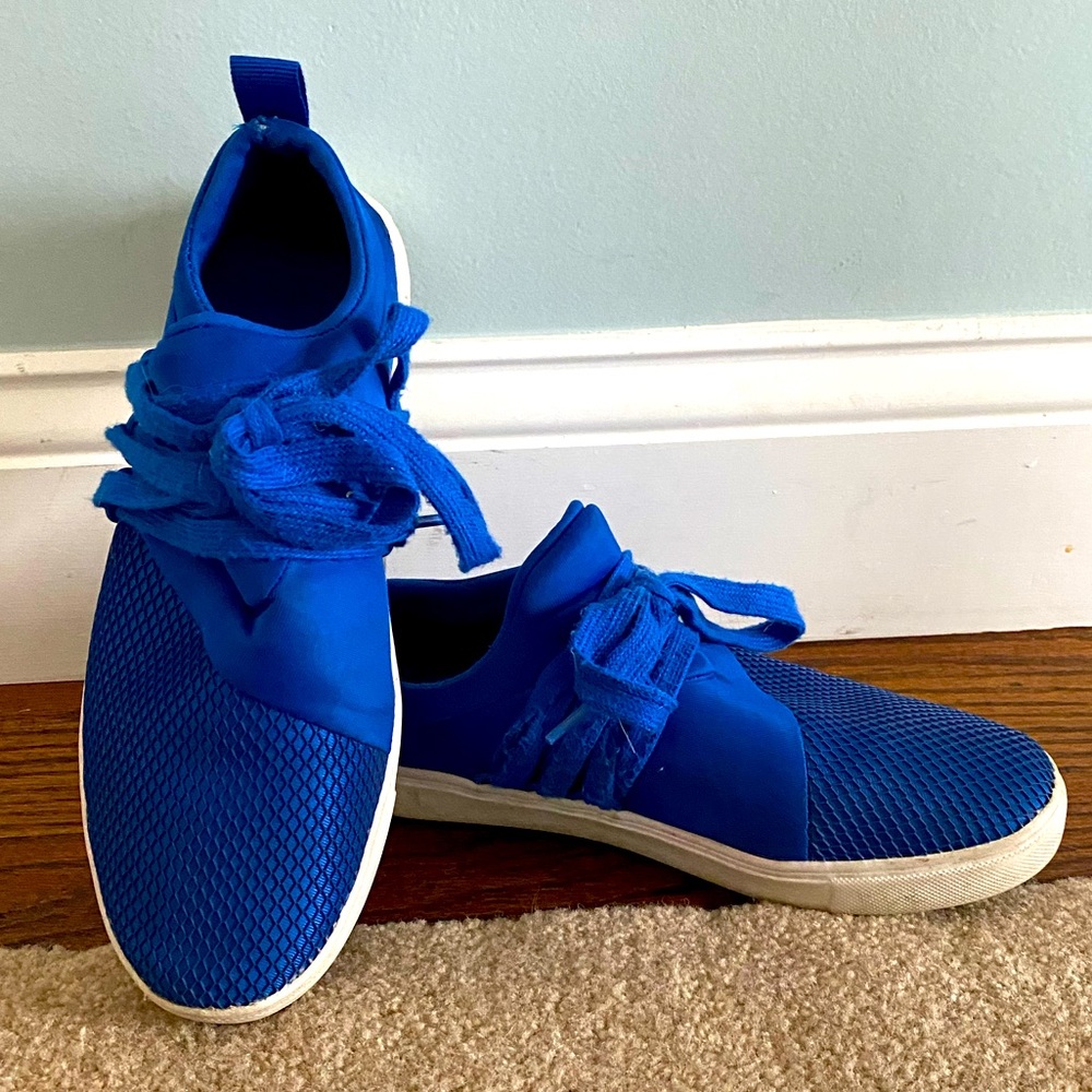 Women’s Brash dress sneaker